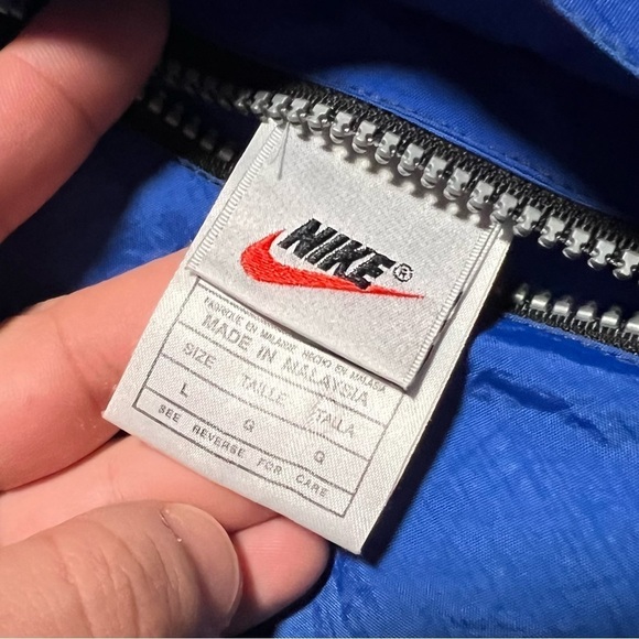 Vintage 90s Nike Reversible Puffer Coat - Picture 4 of 9